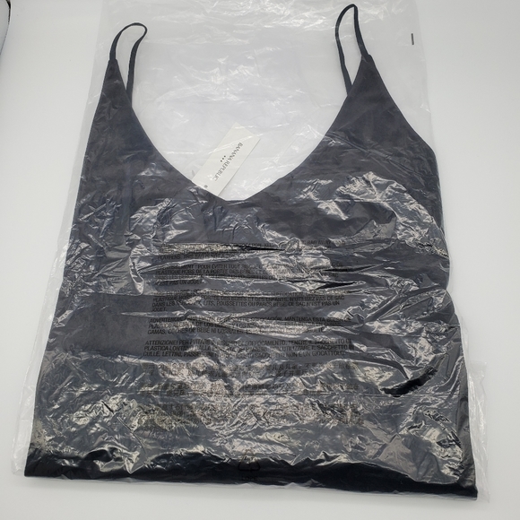 Banana Republic Velvet Classic Camisole - Picture 2 of 4